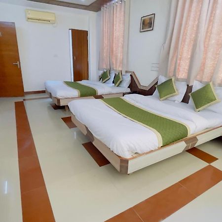 Vedaanta Hotel Banswara Exterior foto